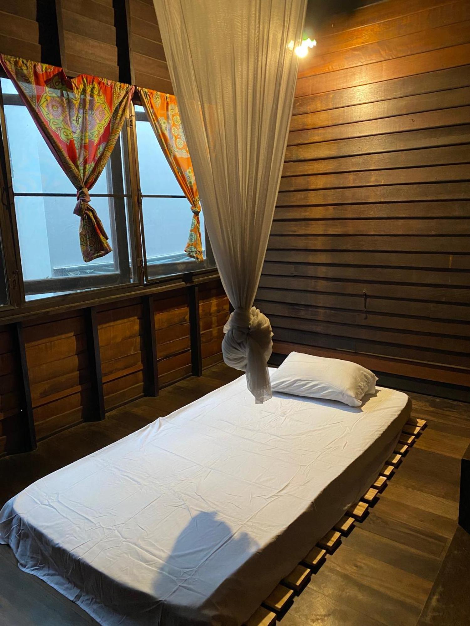 Chest'S Place Bangkok Eksteriør bilde