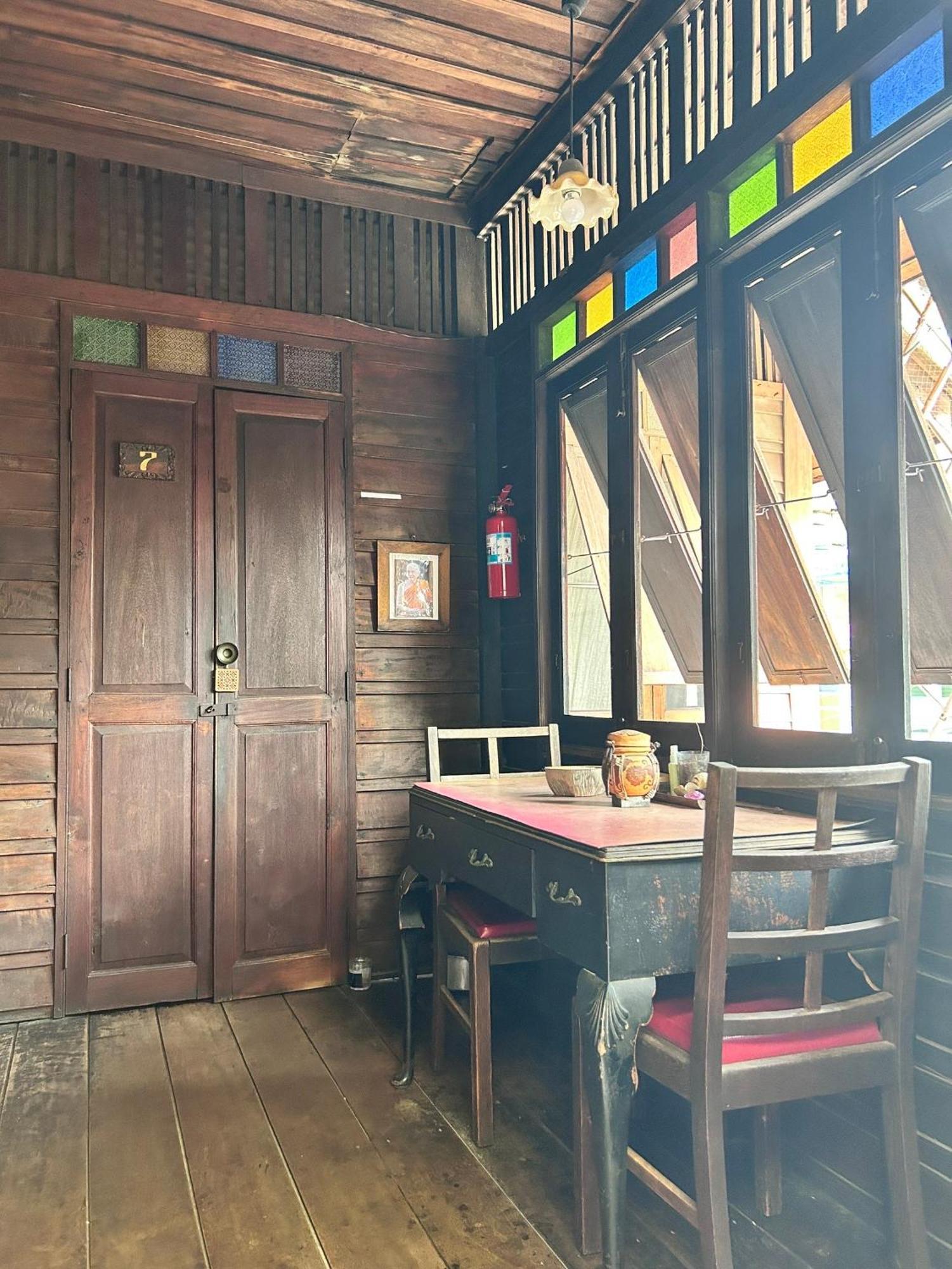 Chest'S Place Bangkok Eksteriør bilde